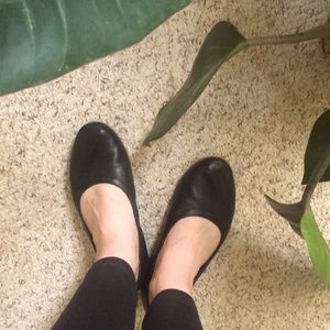 1. STATE Leather Flats